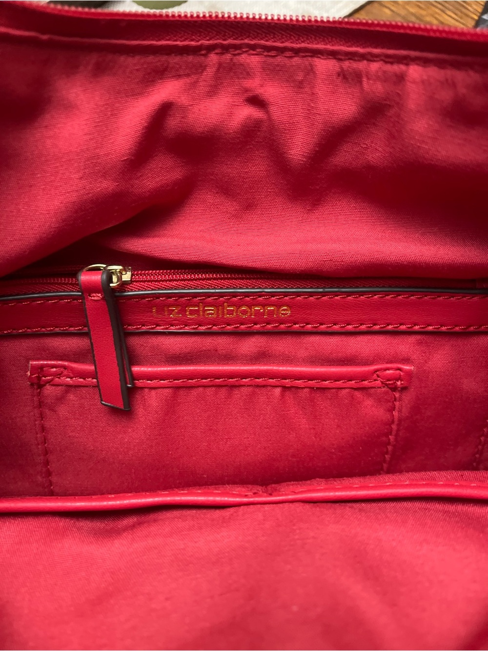 Bright Red Ruffled Purse - Picture 3 of 6
